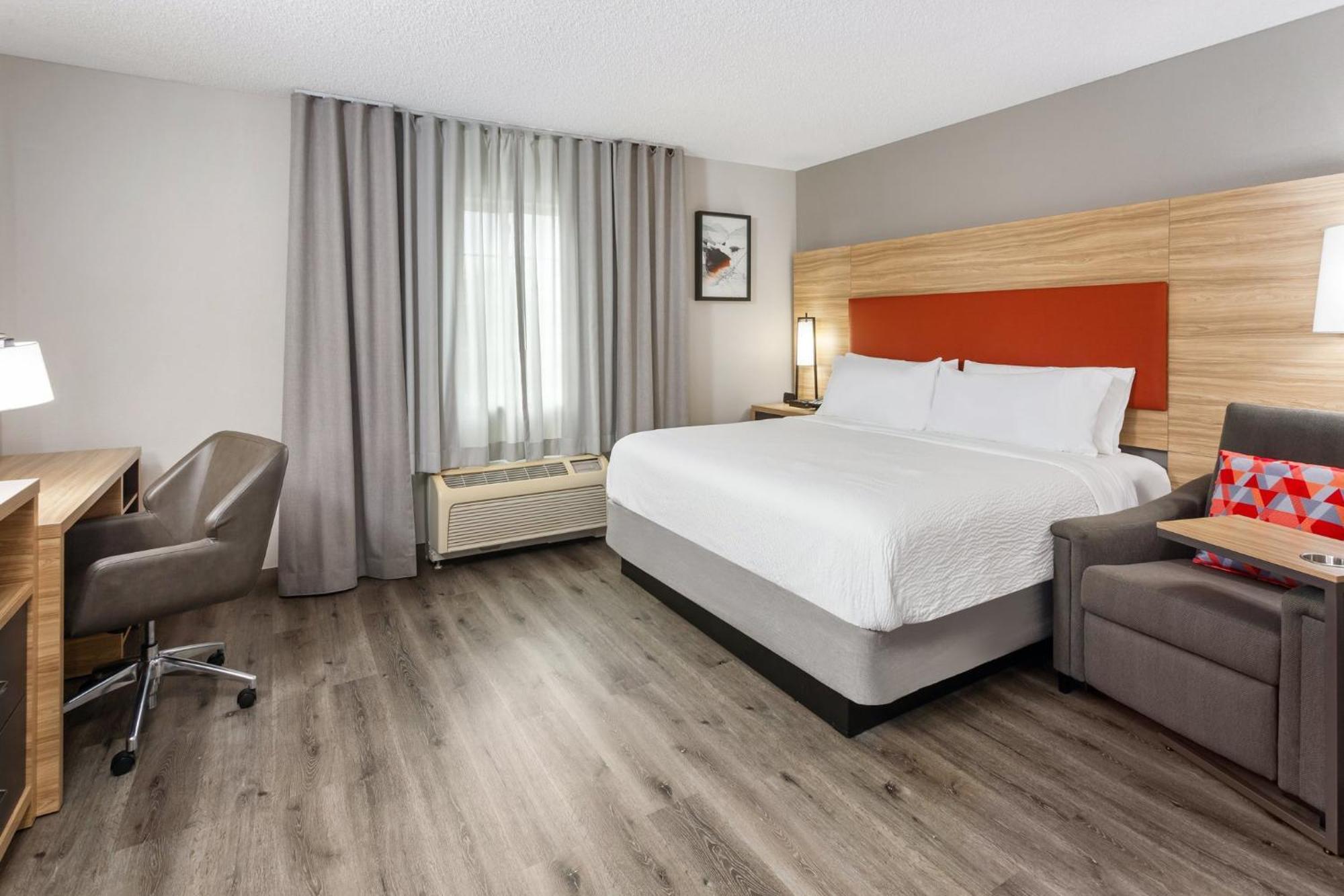Candlewood Suites Harrisonburg By Ihg Exterior photo